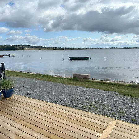 Feriebolig Smukt Beliggende I Vandkanten Hébergement de vacances